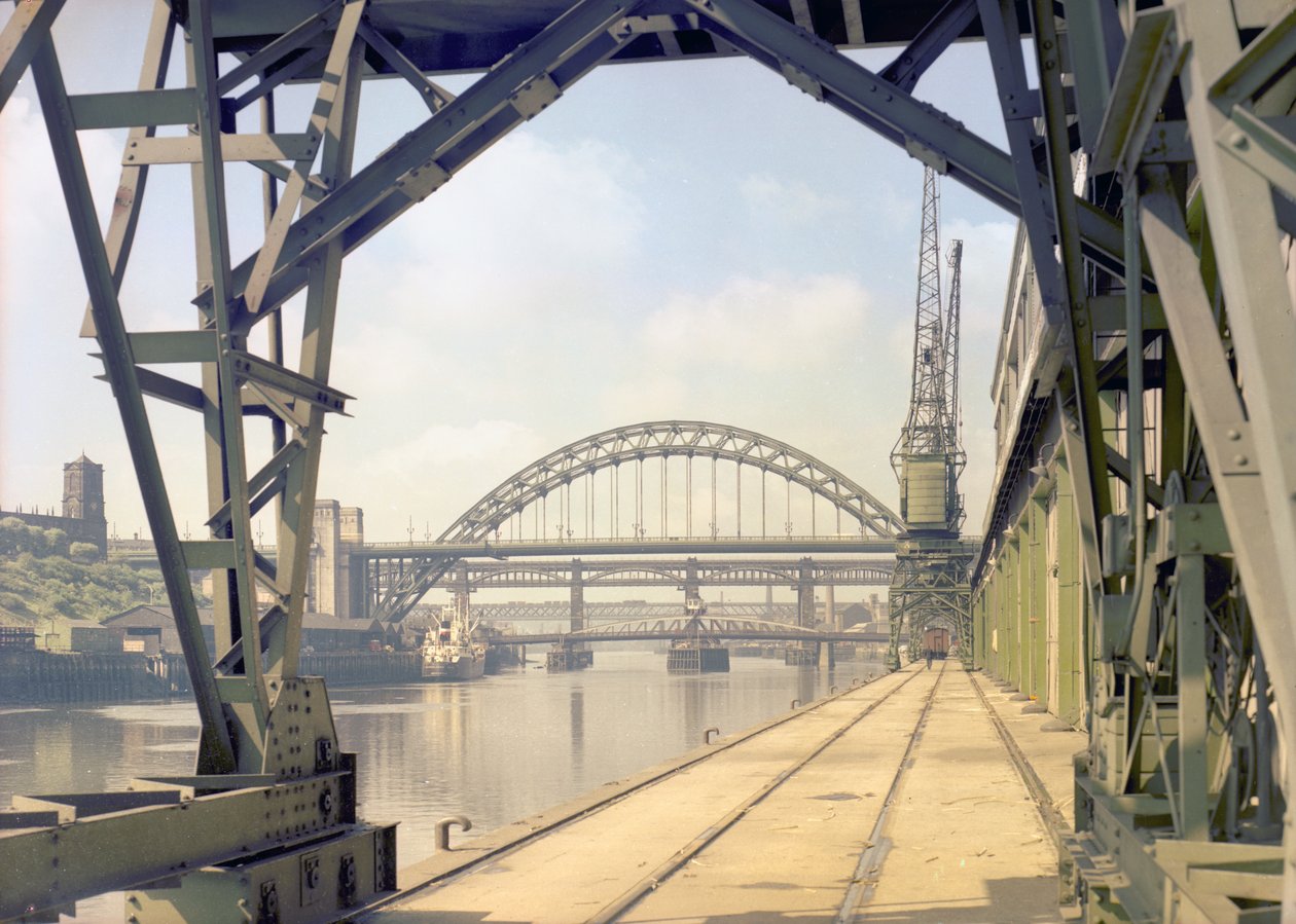 Vue du pont de Tyne depuis le quai, Newcastle upon Tyne, juillet 1960 - Unbekannt Unbekannt