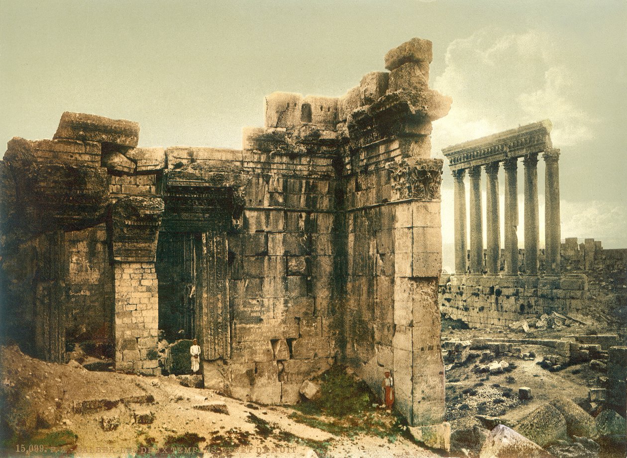 Porte du temple de Jupiter, Baalbek - Swiss Photographer