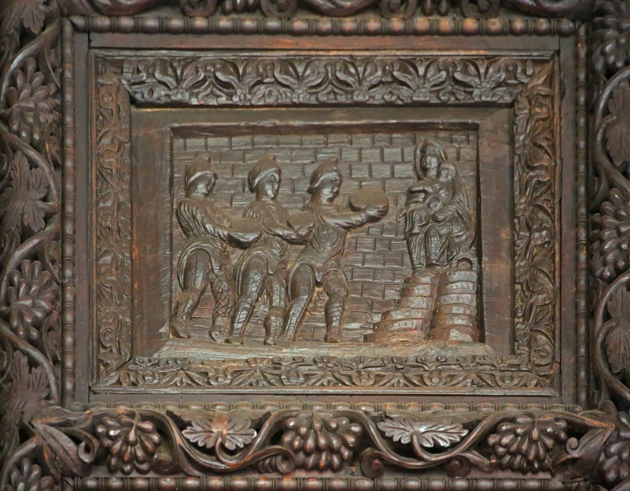 Panneau de la porte du 5ème siècle : l