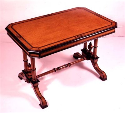 Table de bibliothèque vers 1870 - English School