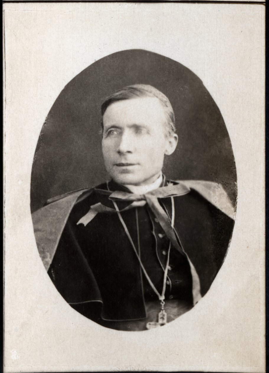 Portrait de James Gibbons (1834-1921), cardinal américain. - French Photographer