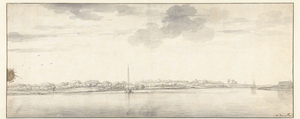 Vue étendue de la rivière avec des bateaux sur l