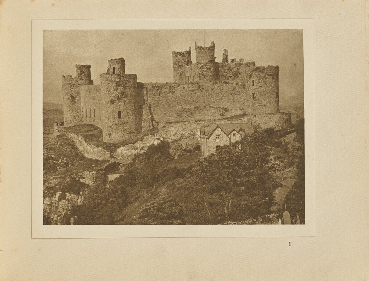 Château de Harlech vu du rocher - Alvin Langdon Coburn