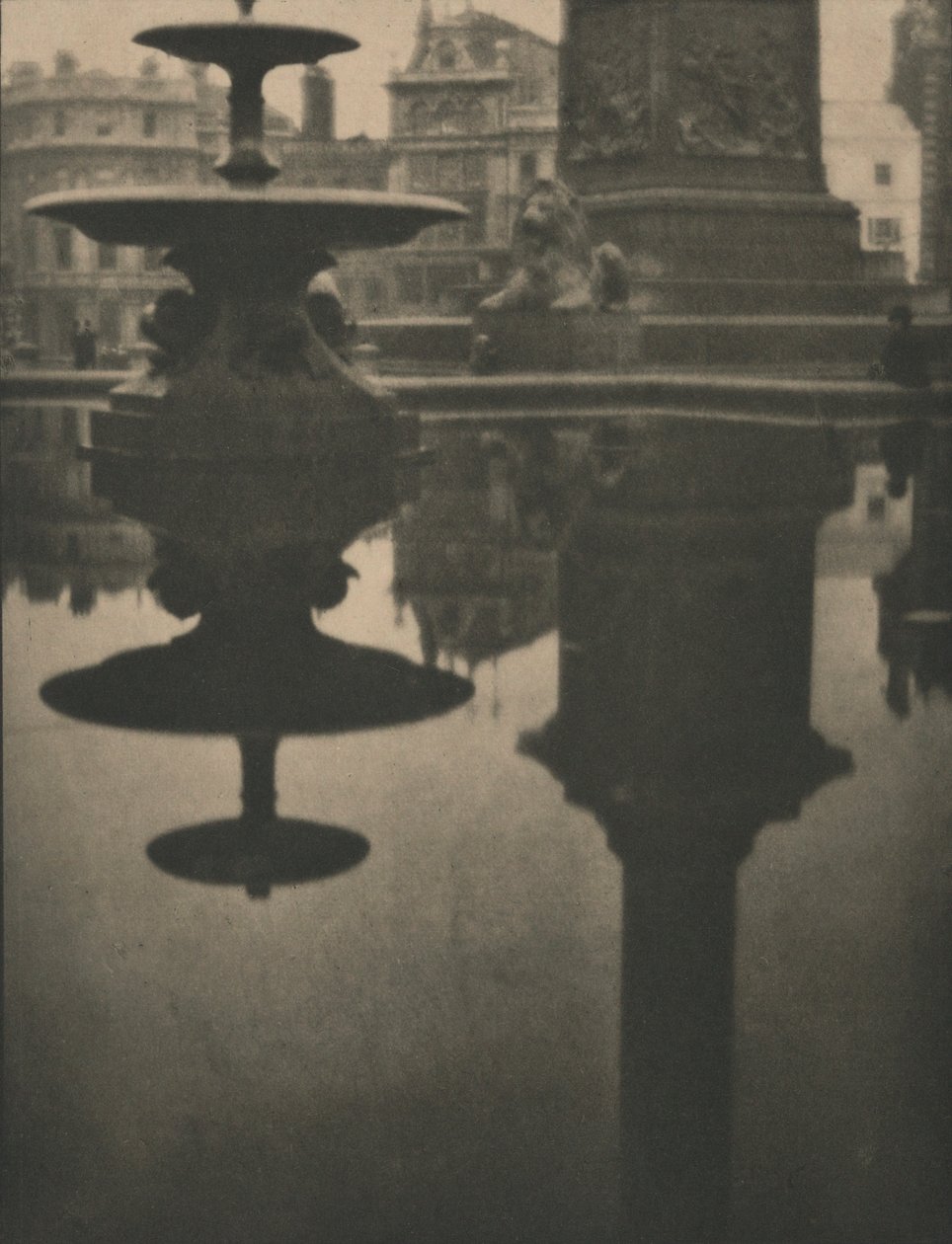 Trafalgar Square - Alvin Langdon Coburn