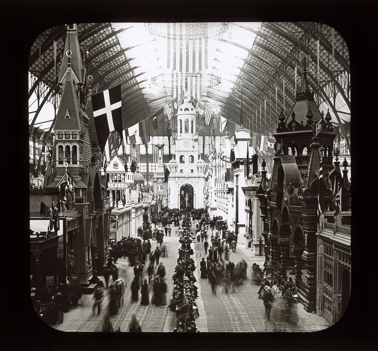 Exposition universelle de Chicago : Bâtiment des arts libéraux, Chicago, 1893 - American Photographer