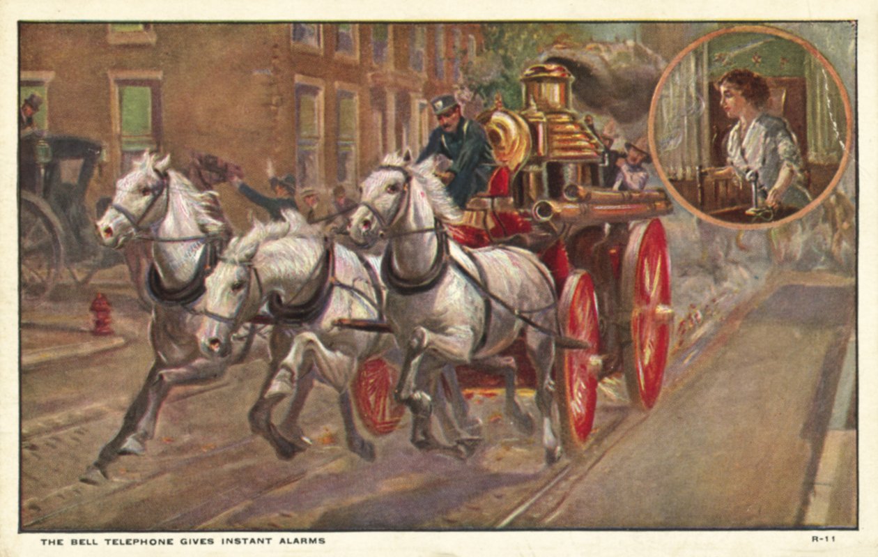 Femme téléphonant pour un camion de pompiers - American School