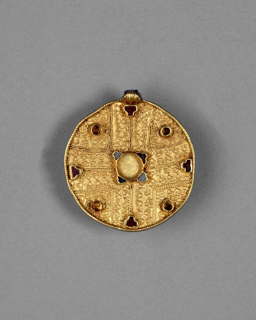 Pendentif disque orné de bijoux, de Faversham, Kent, anglo-saxon - Anglo Saxon