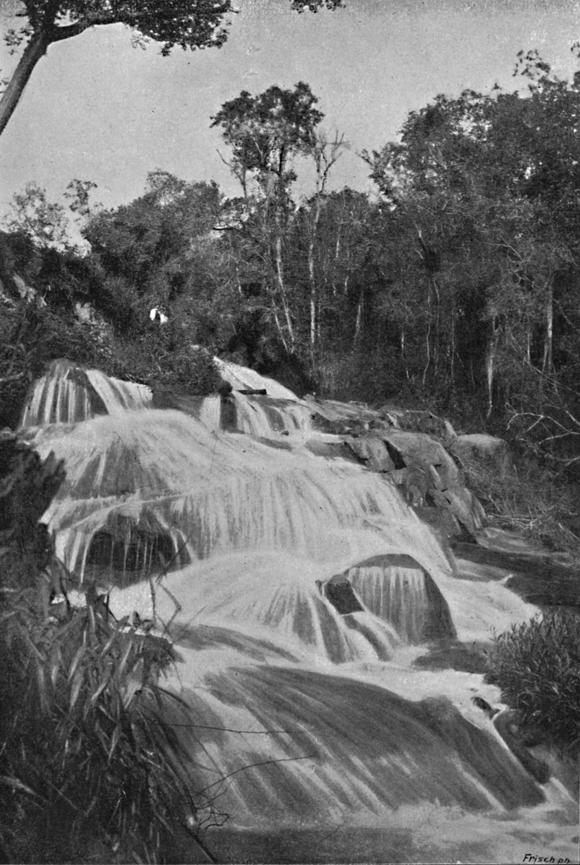 Cachoeira no Rio Dourado Lencoes, 1895 - Axel Frick