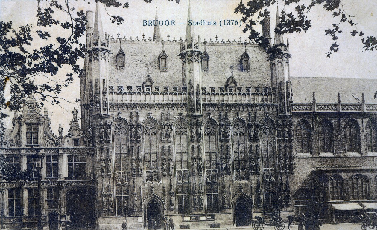 Carte postale représentant le Stadhuis à Bruges, vers 1912 - Belgian Photographer