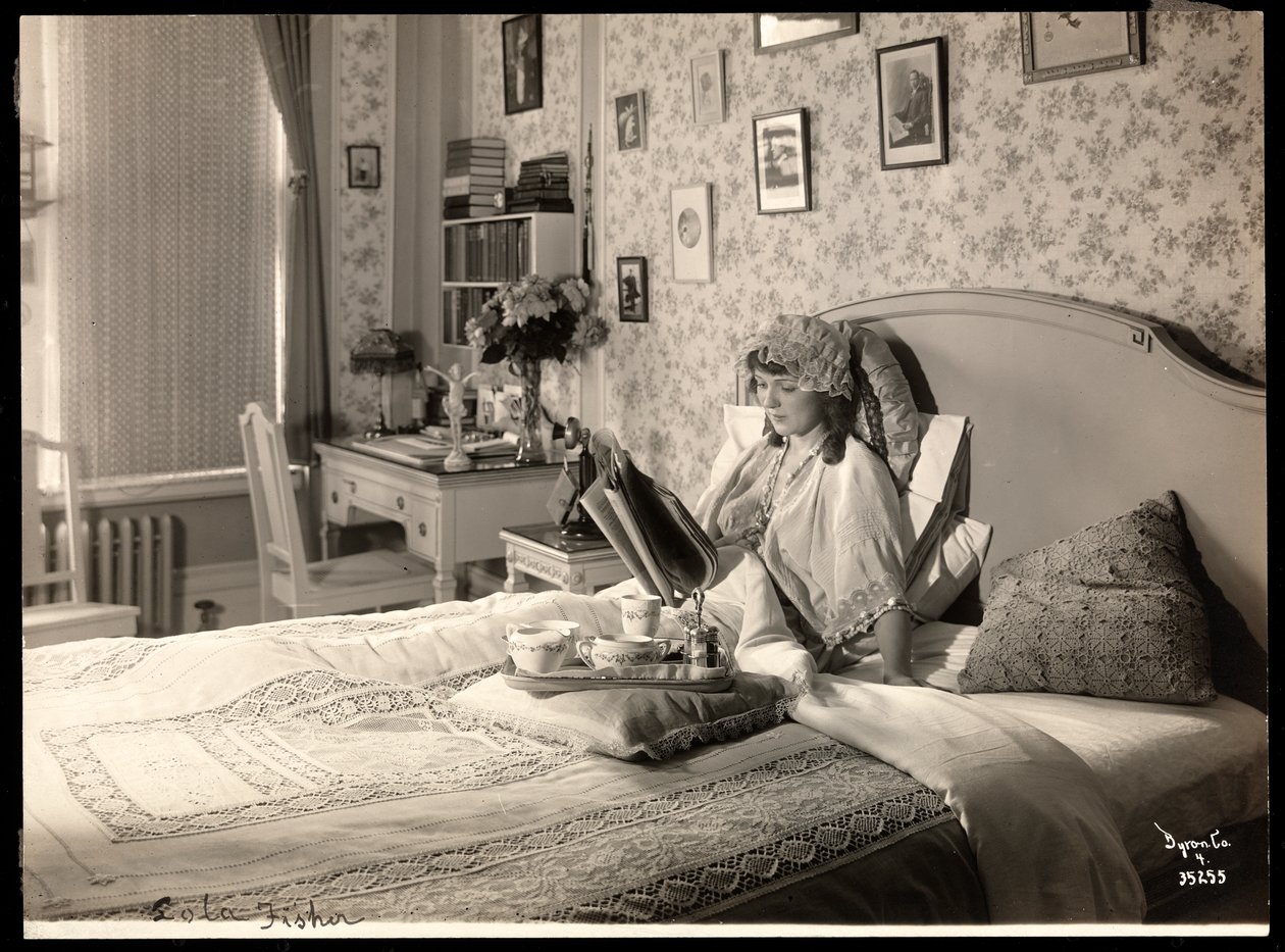 Portrait de Lola Fisher, vers 1915 - Byron Company