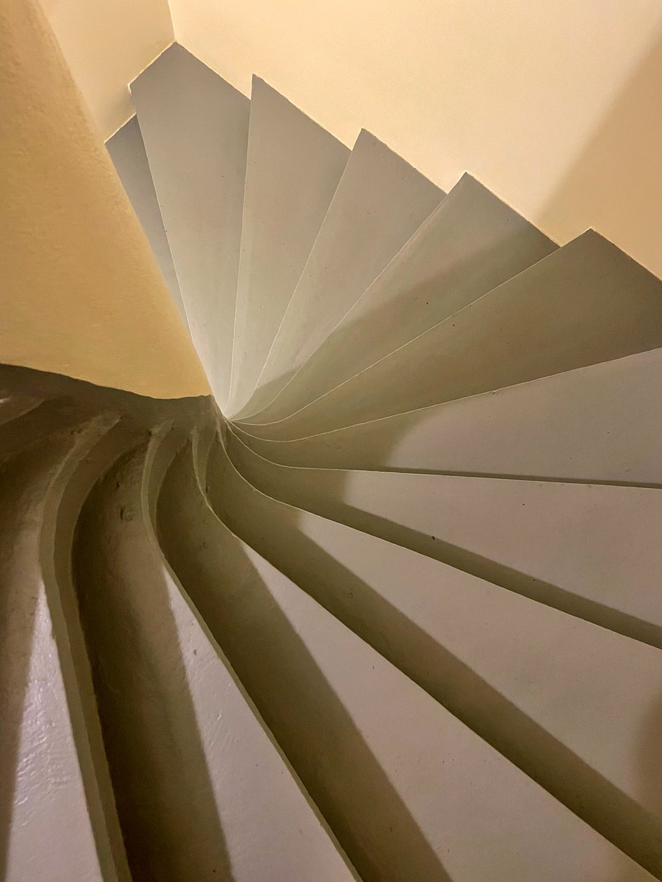 Composition - Stairs, 2022 (photo) - Cécile Jamet