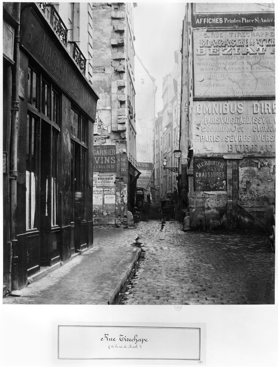 Rue Tirechape, de la rue de Rivoli, Paris, 1858-78 - Charles Marville