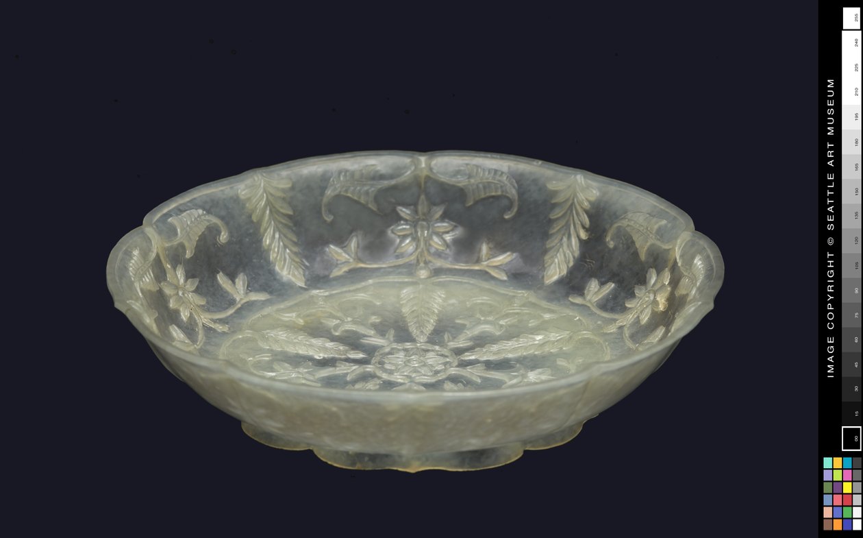 Plat à motif floral, 19e siècle - Chinese School