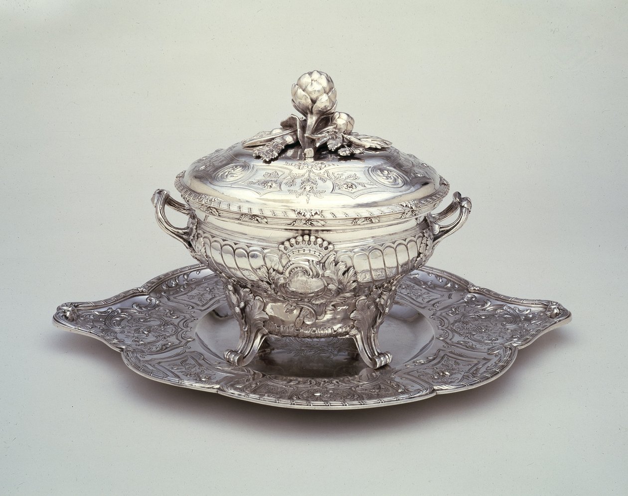 Soupière sur support - Claude Hyacinthe Nicolas Souchet