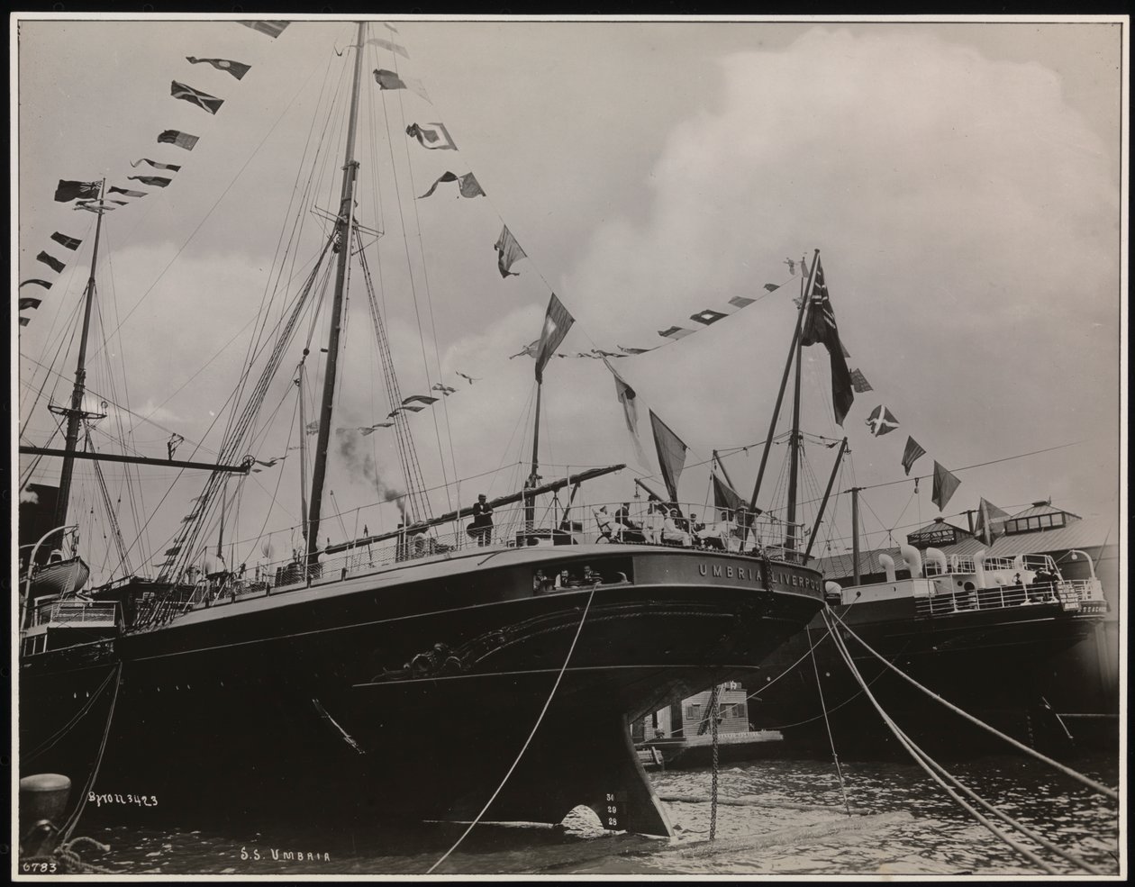 S.S. "Umbria" à quai, vers 1897 - Company Byron