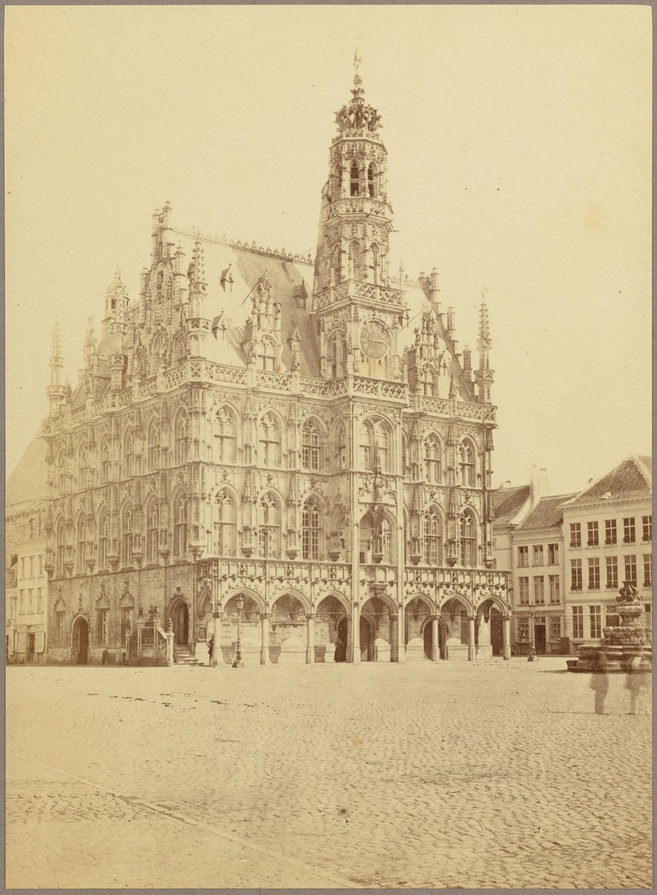 Hôtel de ville, Oudenarde - Cundall and Fleming
