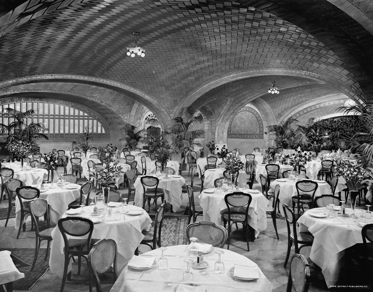 Restaurant, Grand Central Terminal, N.Y. Central Lines, New York, vers 1910-20 - Detroit Publishing Co.