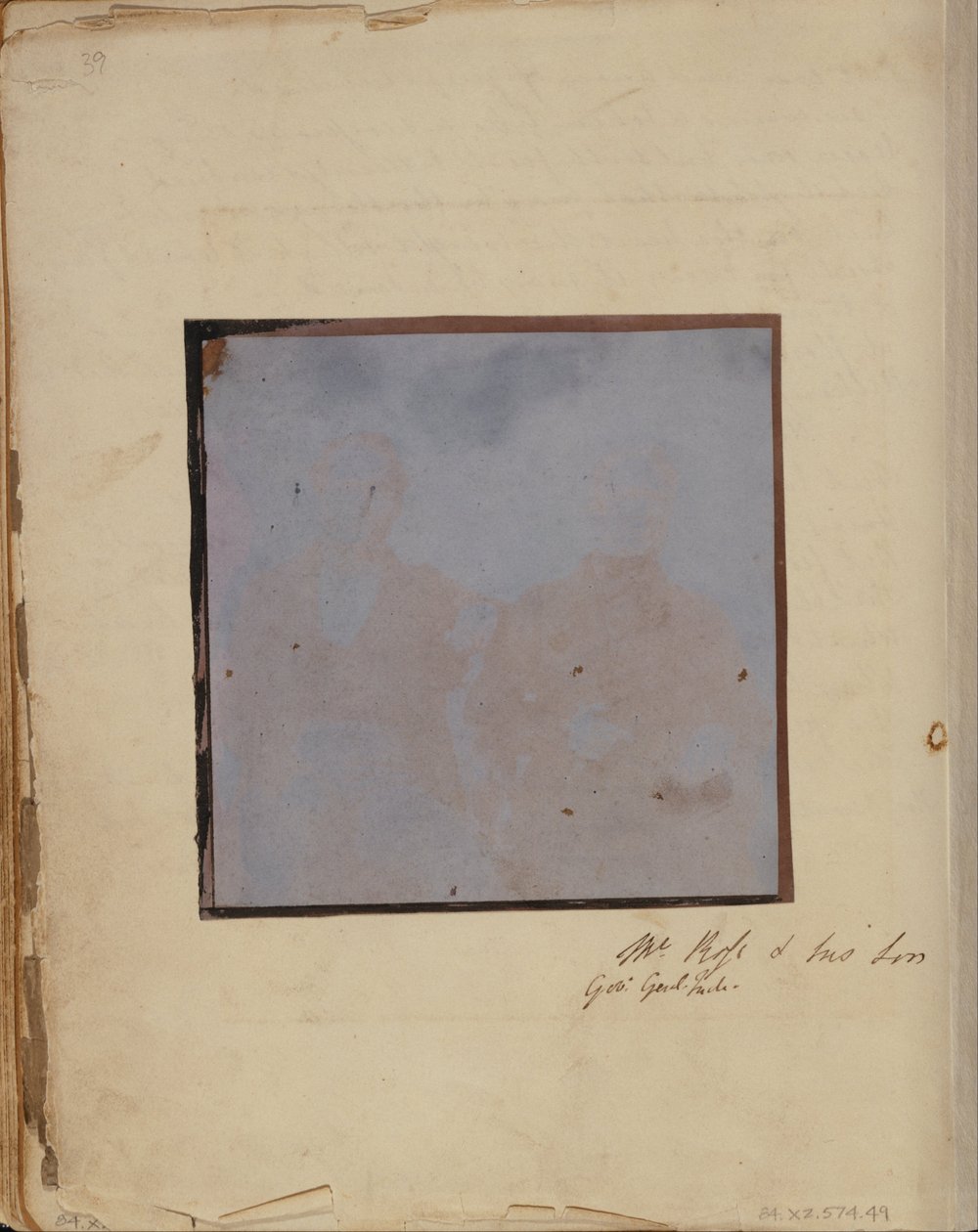 M. Ross et son fils - Dr. John Adamson