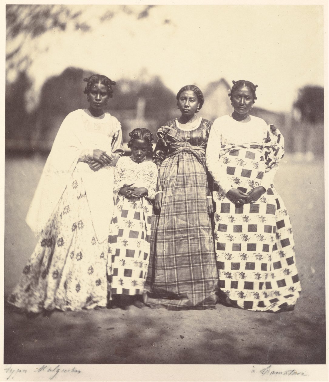 Femmes de Madagascar - Désiré Charnay