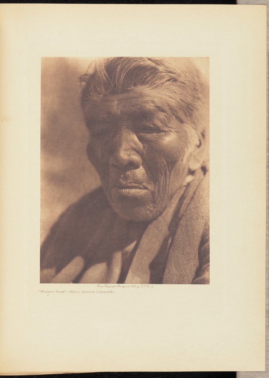 "Face de singe" - Grande table de Diegueño - Edward S. Curtis