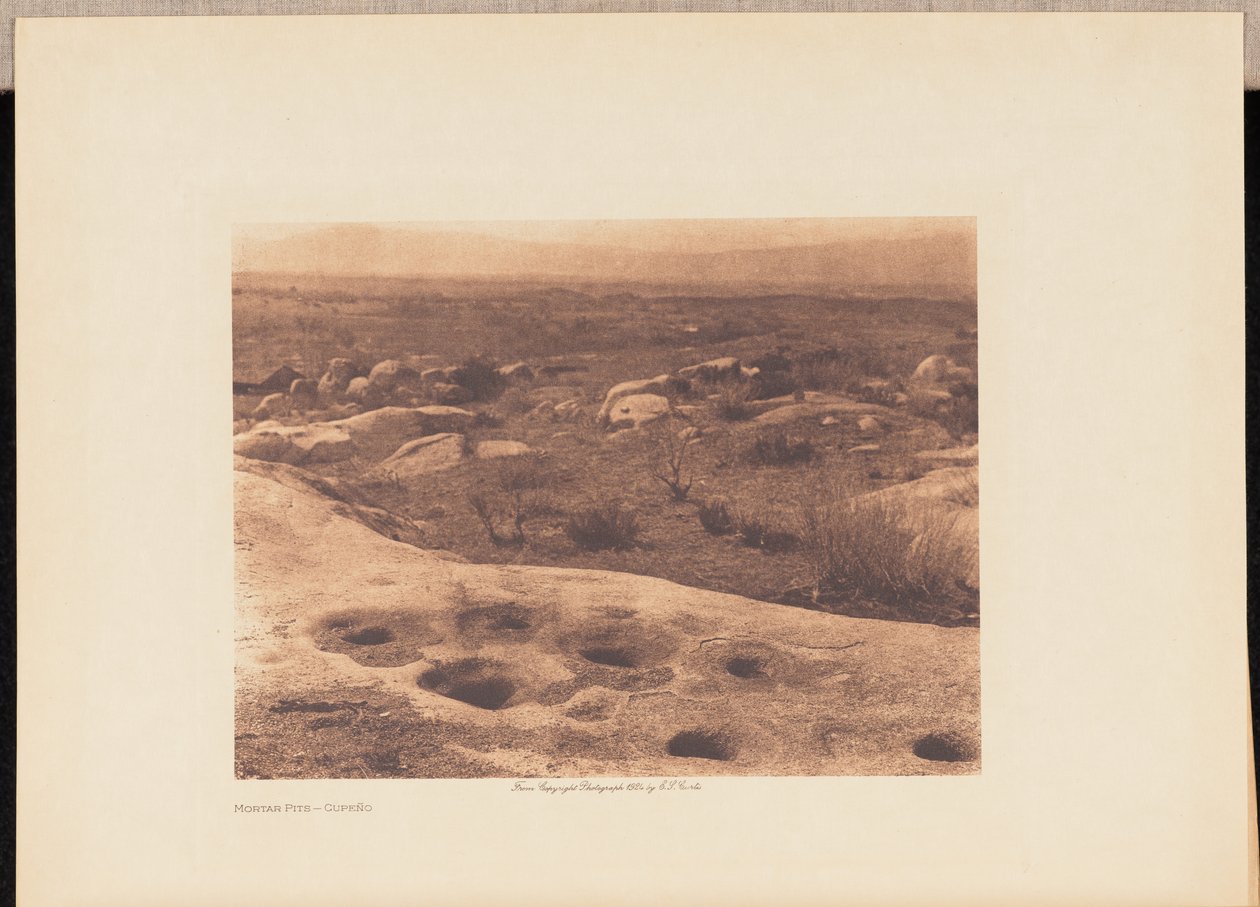 Fosses à mortier - Cupeño - Edward S. Curtis