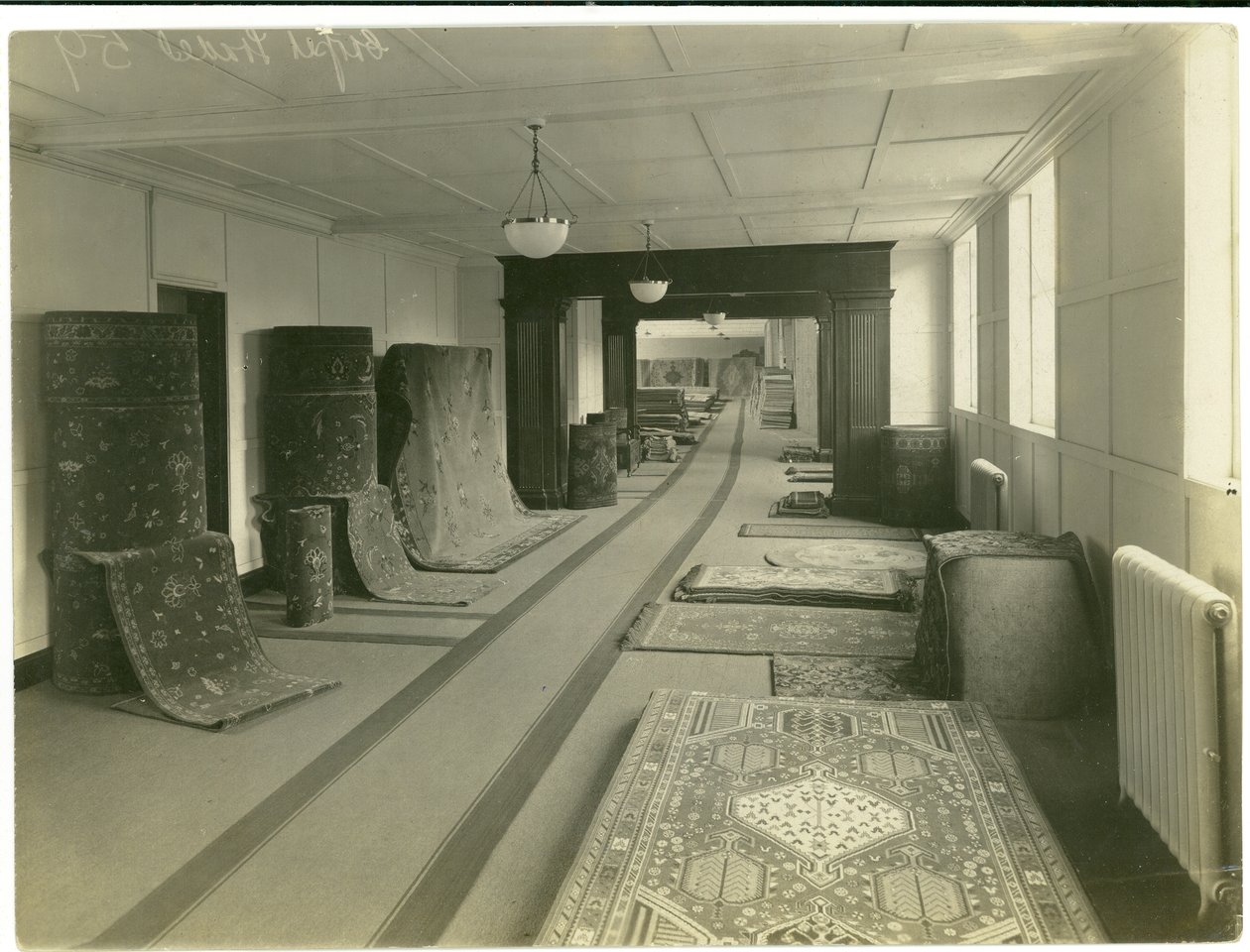 Carpet Trades, salle d
