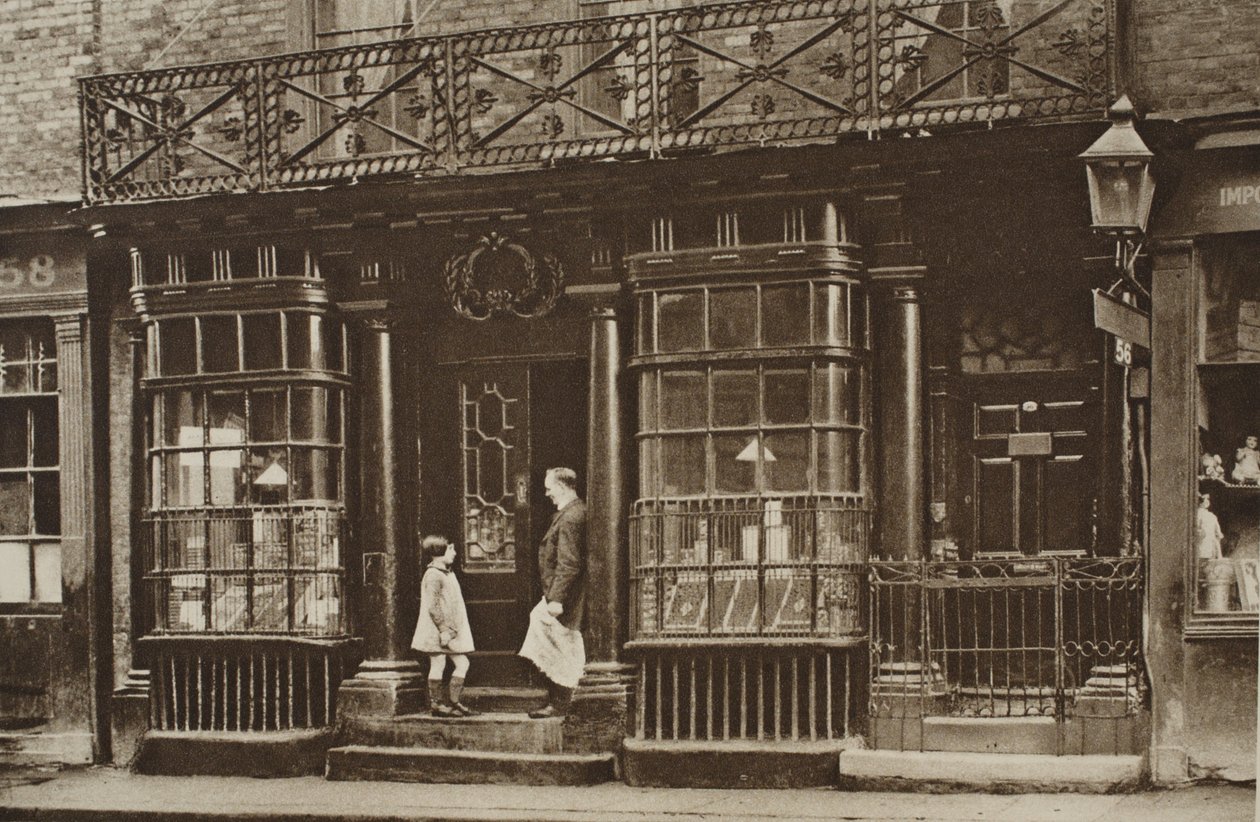 Épicerie au 56 Artillery Lane, près de Bishopsgate, de Wonderful London, publié 1926-27 - English Photographer