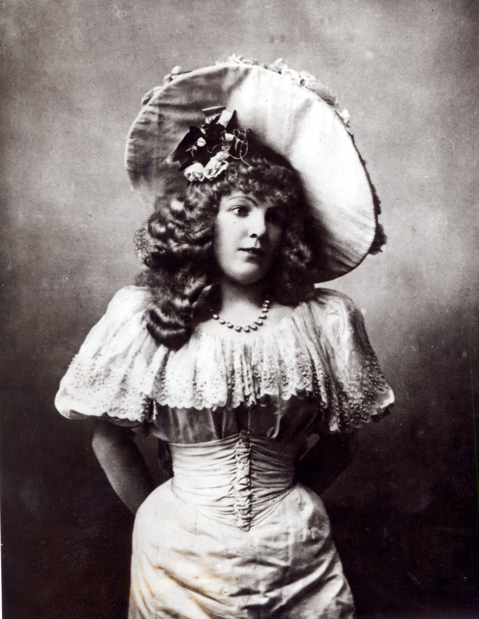 Marie Lloyd (1870-1922) - English Photographer