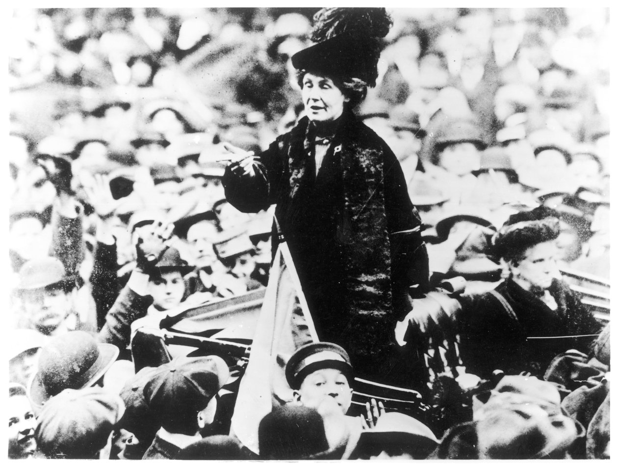 Mme Emmeline Pankhurst (1857-1928) s