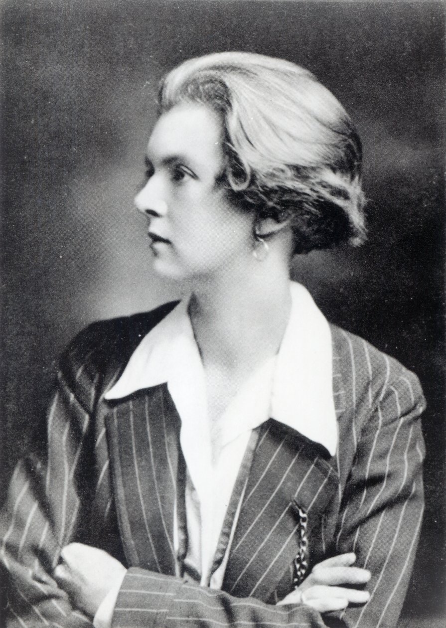 Una Vincenzo, Lady Troubridge, c.1915 - English Photographer
