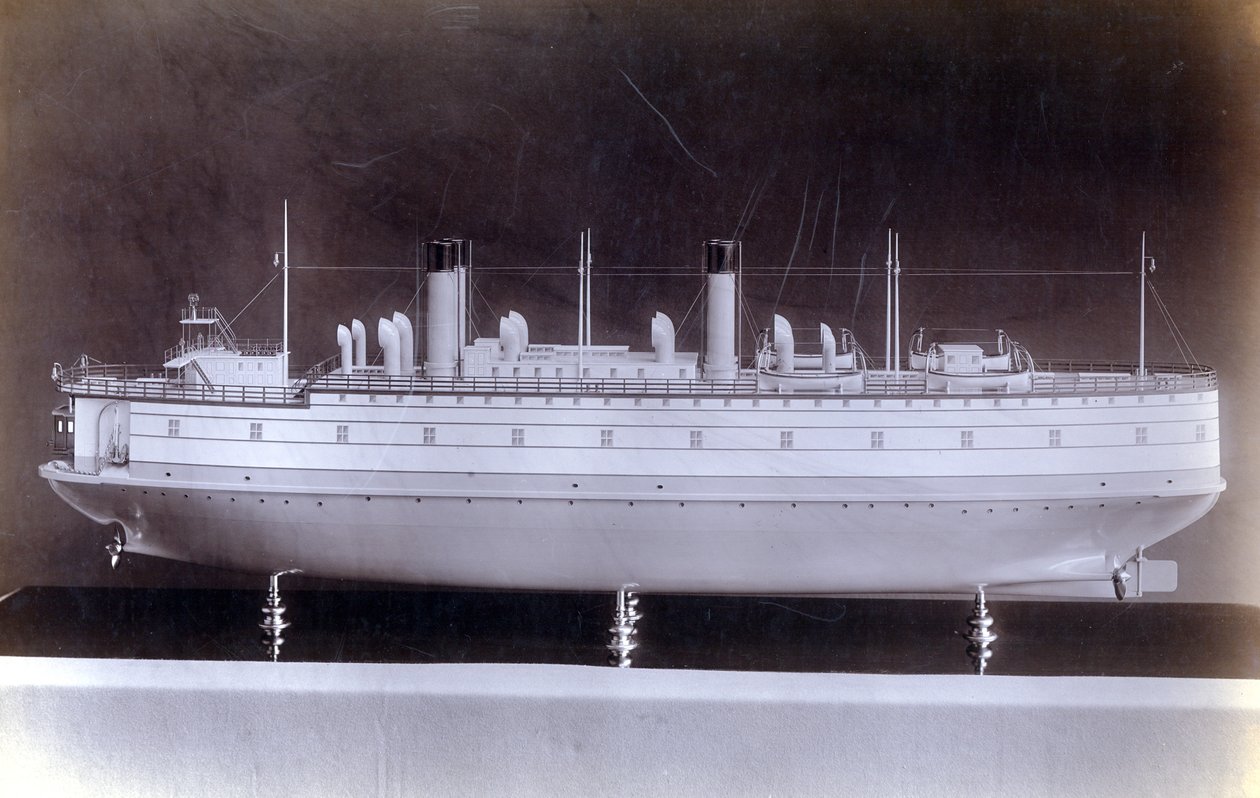 Yard no. 647, Baikal. Vue latérale d
