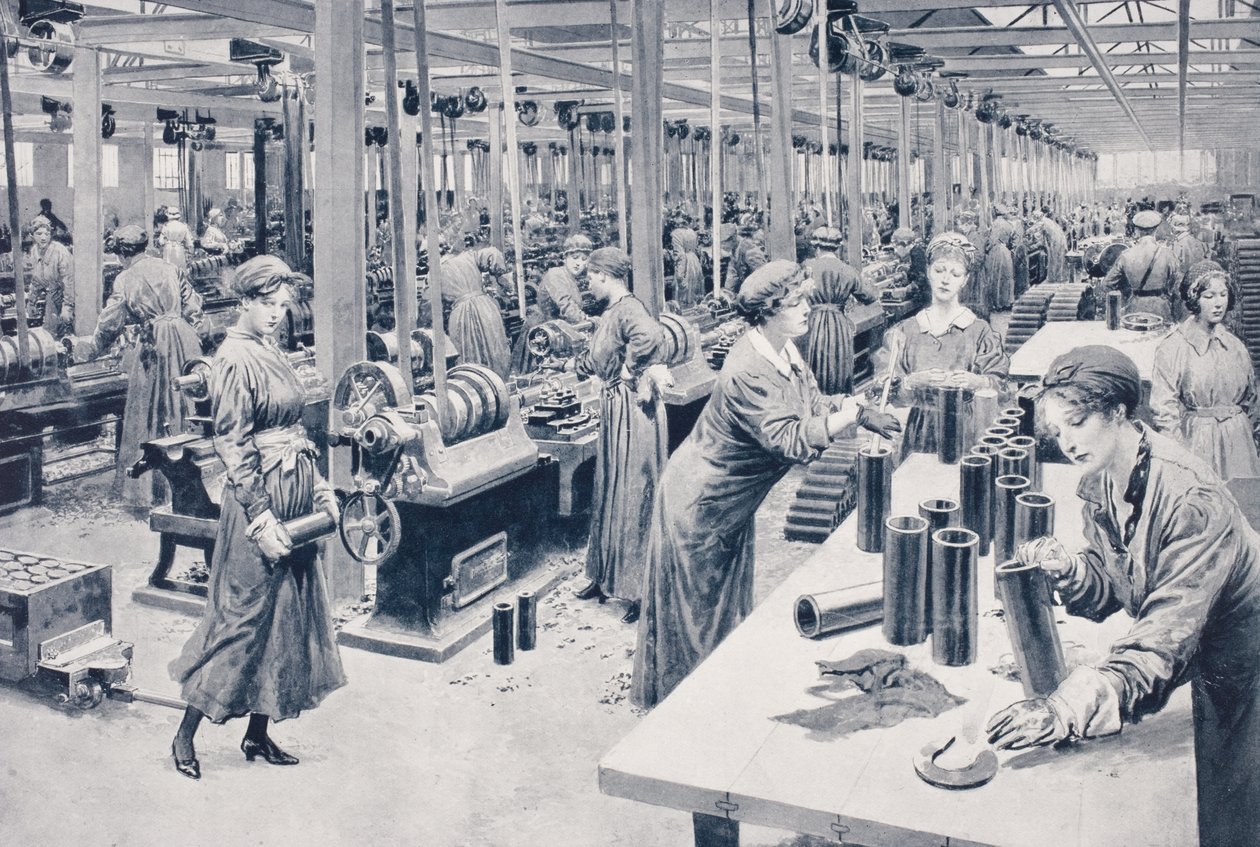 Femmes travaillant dans une usine de munitions en 1915 - English School