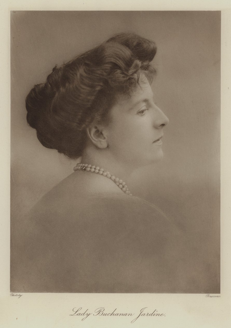 Lady Buchanan Jardine (photo n/b) - English Photographer