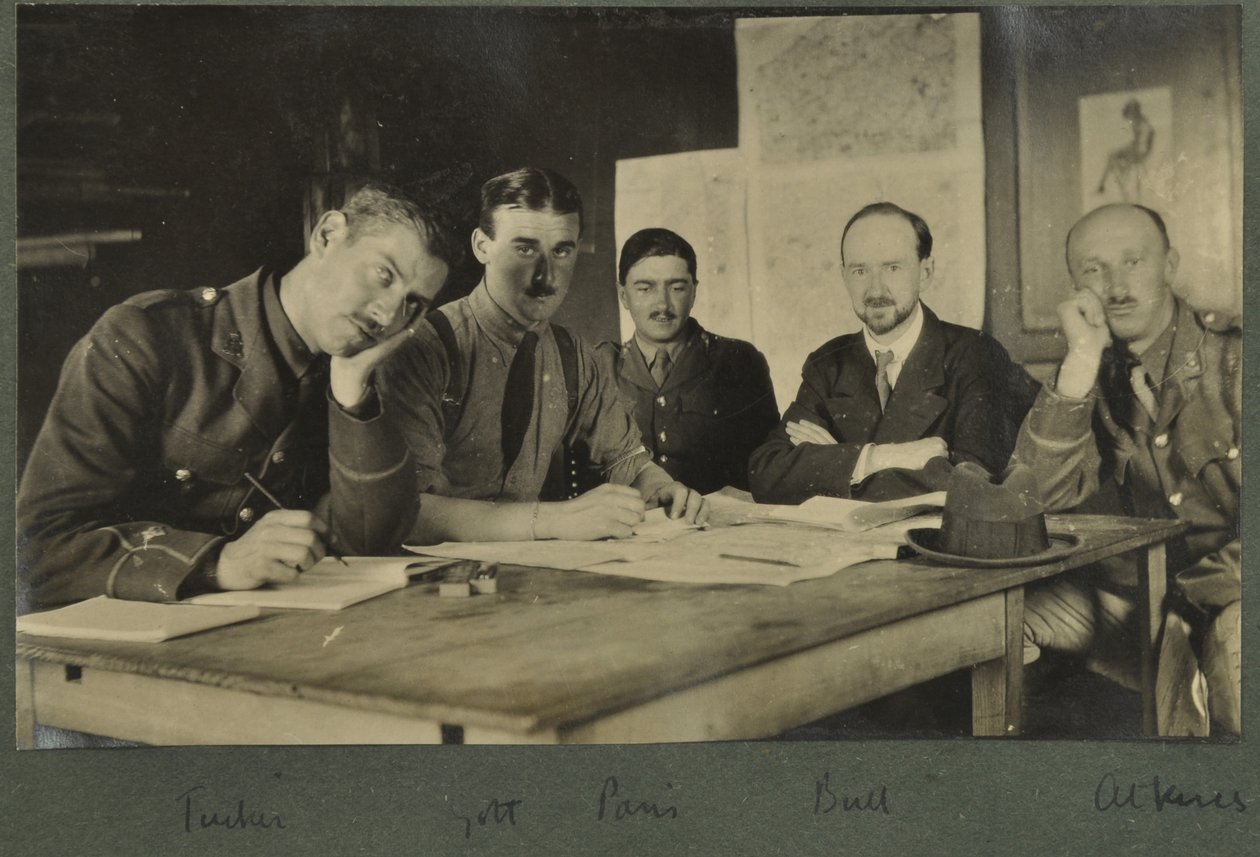 Tucker, Golt, Paris, Bull, Atkins, vers 1916 - English Photographer