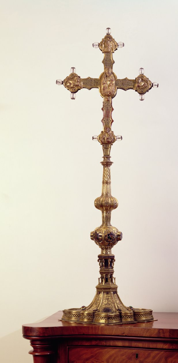 Croix conçue par Antonio de Macerata - English School