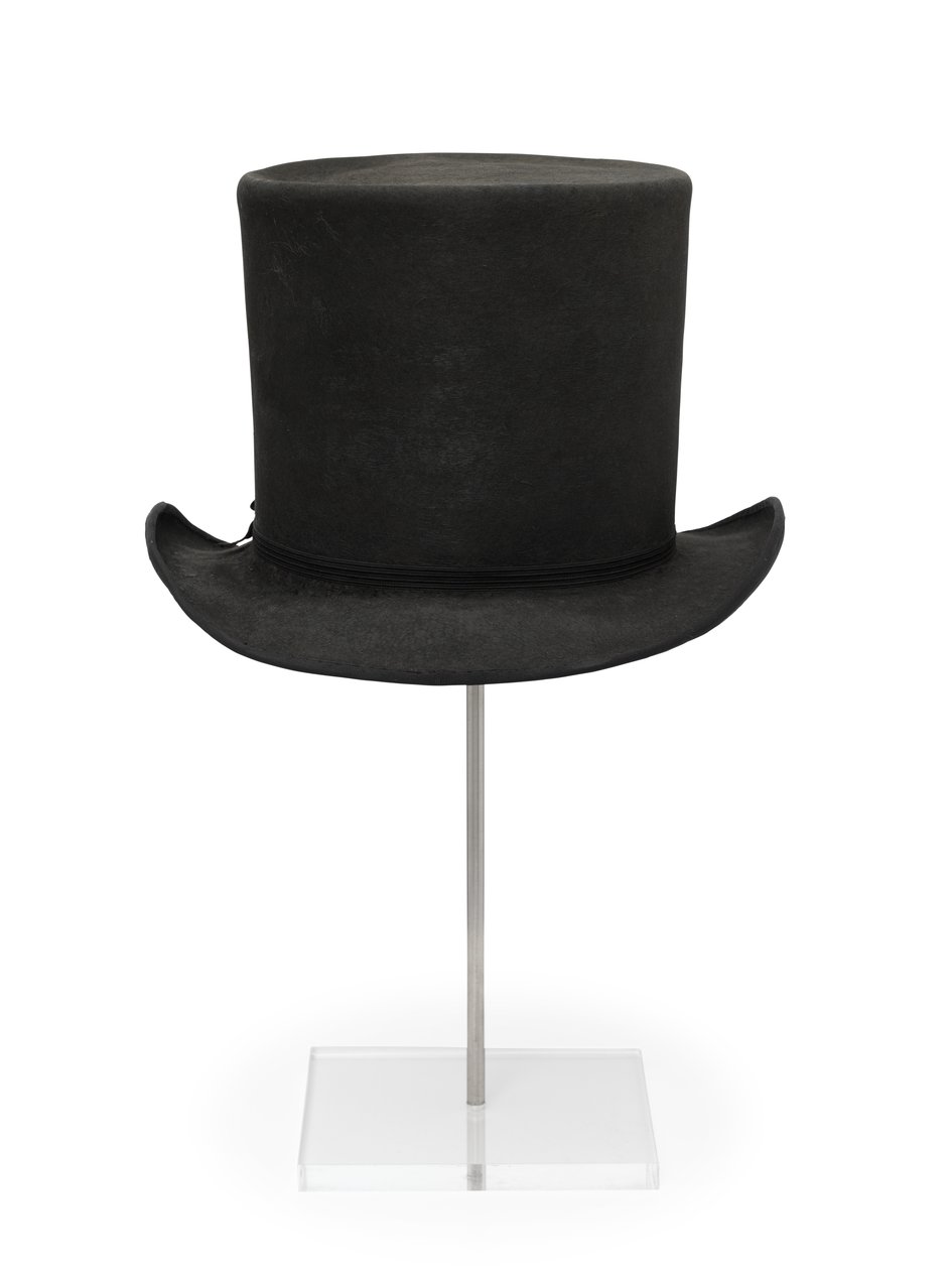 Chapeau de Sir Thomas Picton (soie) - English School
