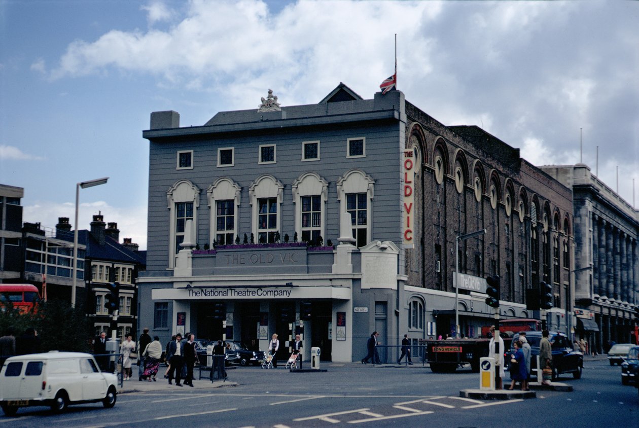 Le Old Vic, The Cut - English School