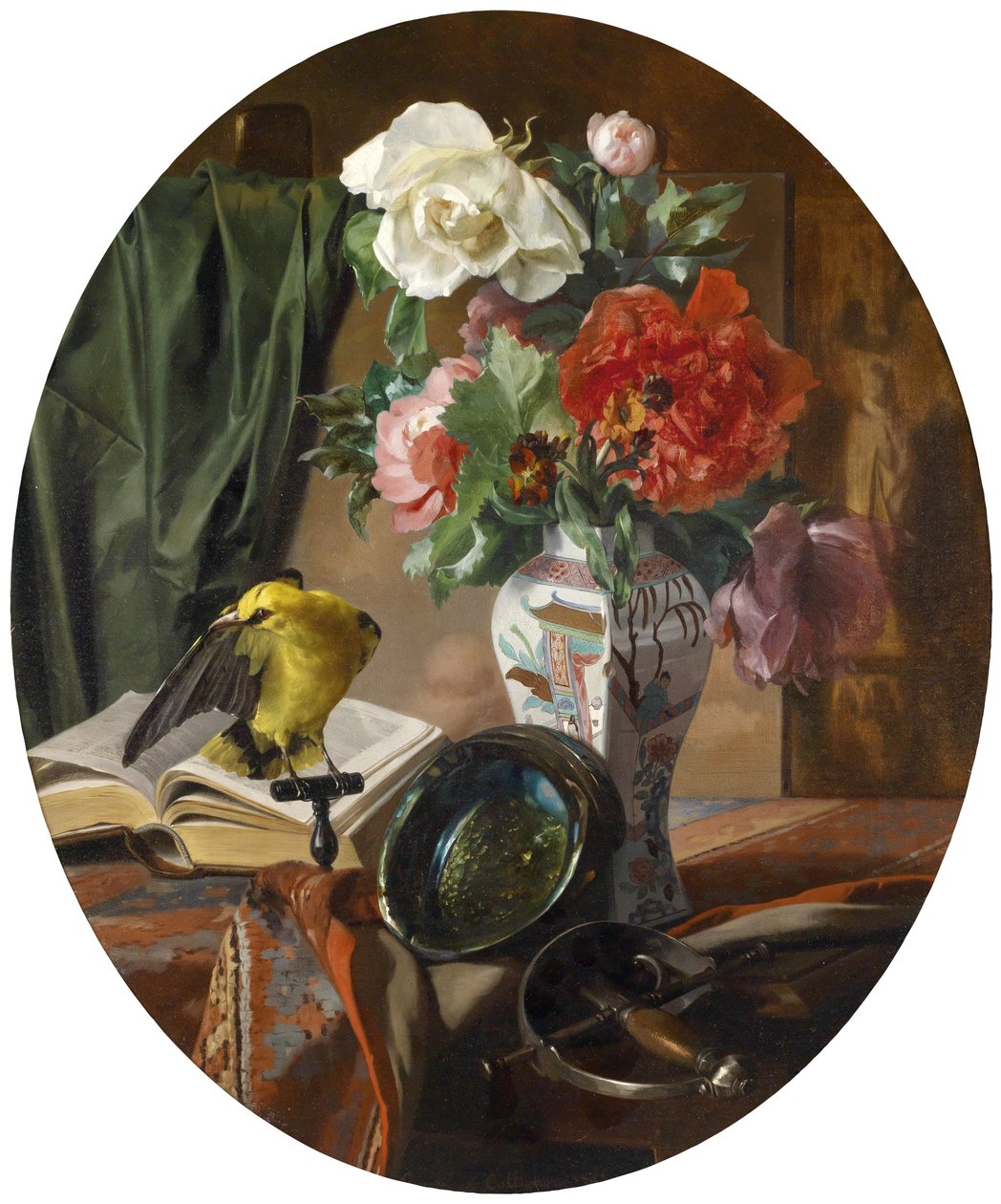 Nature morte avec des fleurs dans un vase chinois, un oiseau et des objets décoratifs - Ennemond Collignon