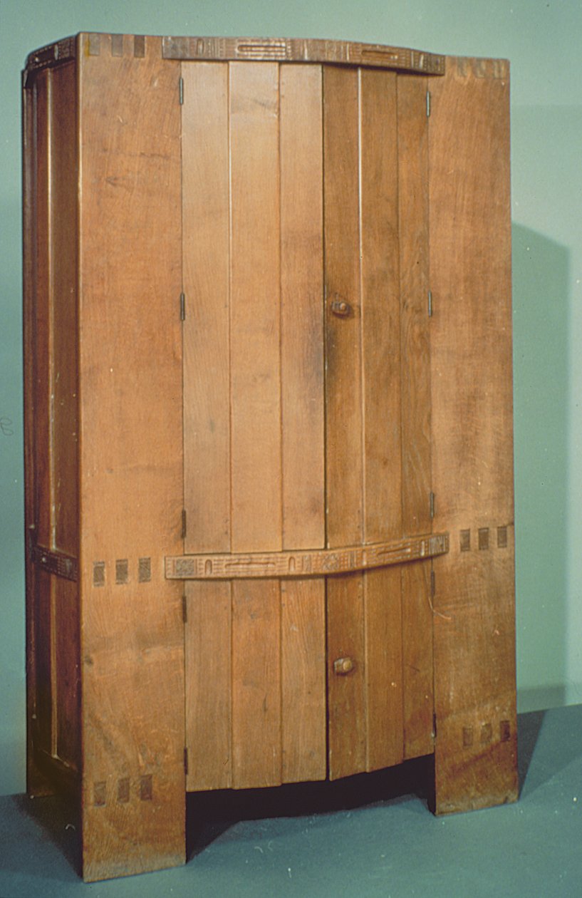 Garde-robe, c.1902 (chêne) - Ernest Barnsley