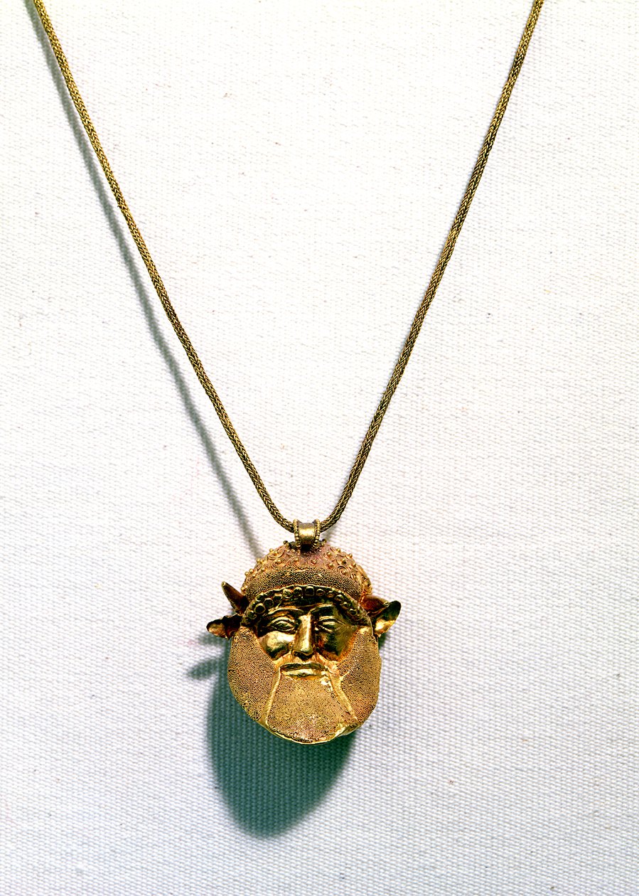 Pendentif avec la tête du dieu fleuve Achéloos (or) - Etruscan