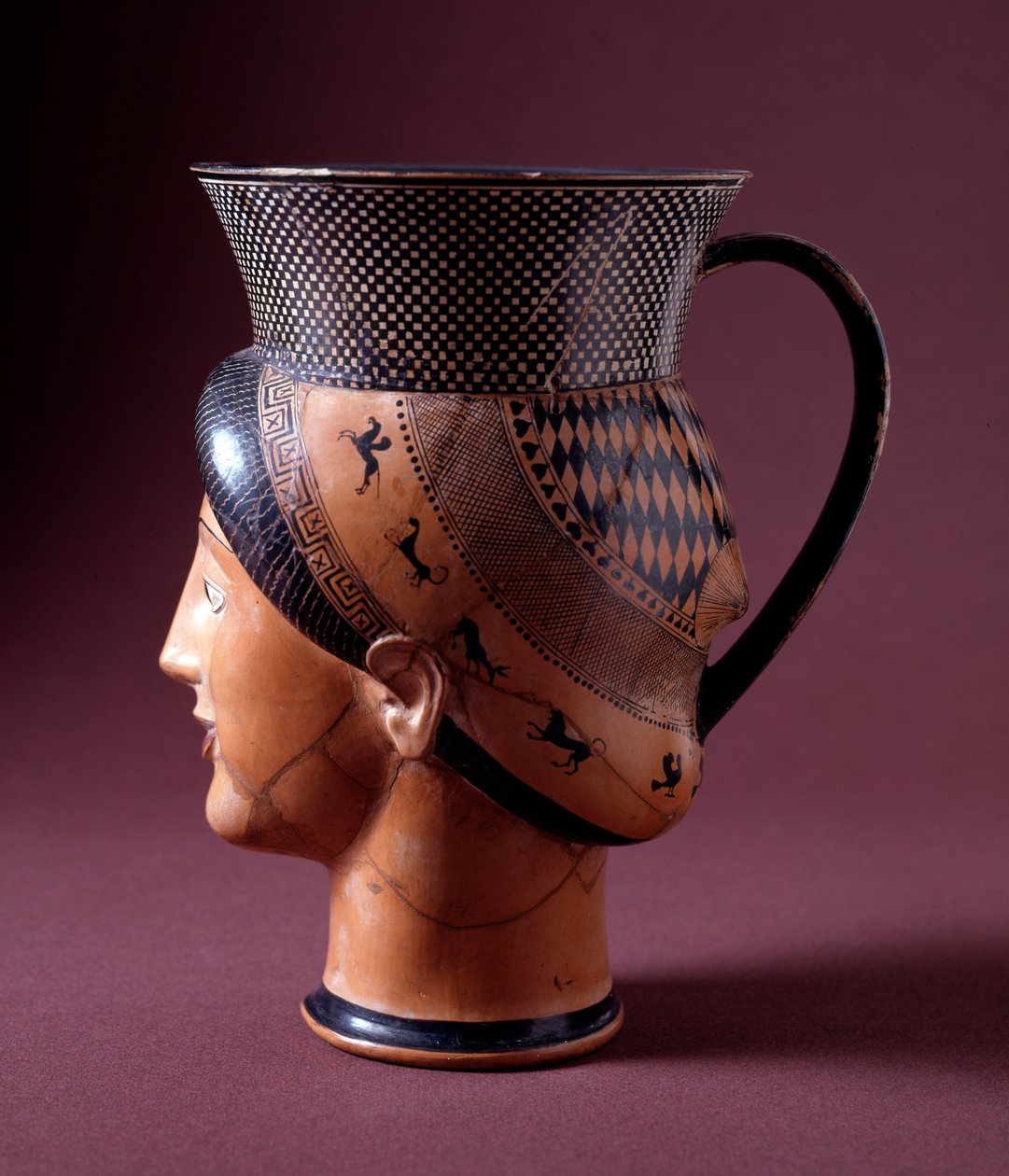 Civilisation étrusque : vase en argile - Etruscan