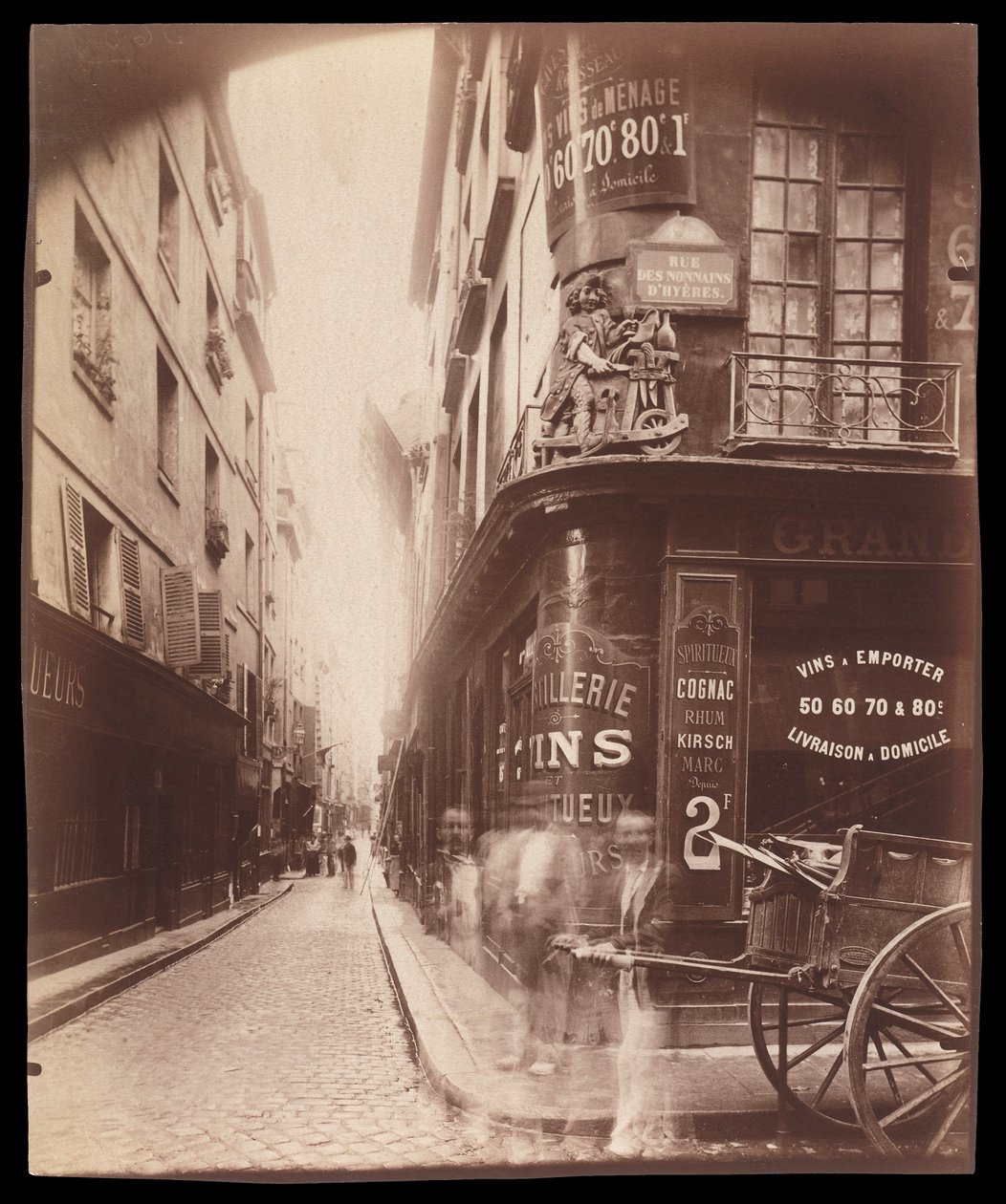 Rue des Nonnains - Eugène Atget