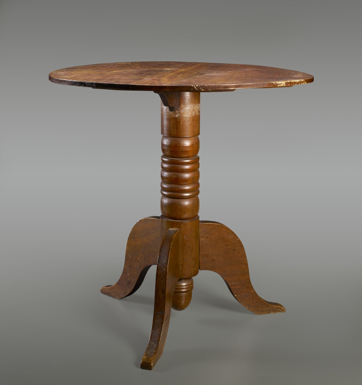 Table de Centre, vers 1870-1890 - F. Marellea
