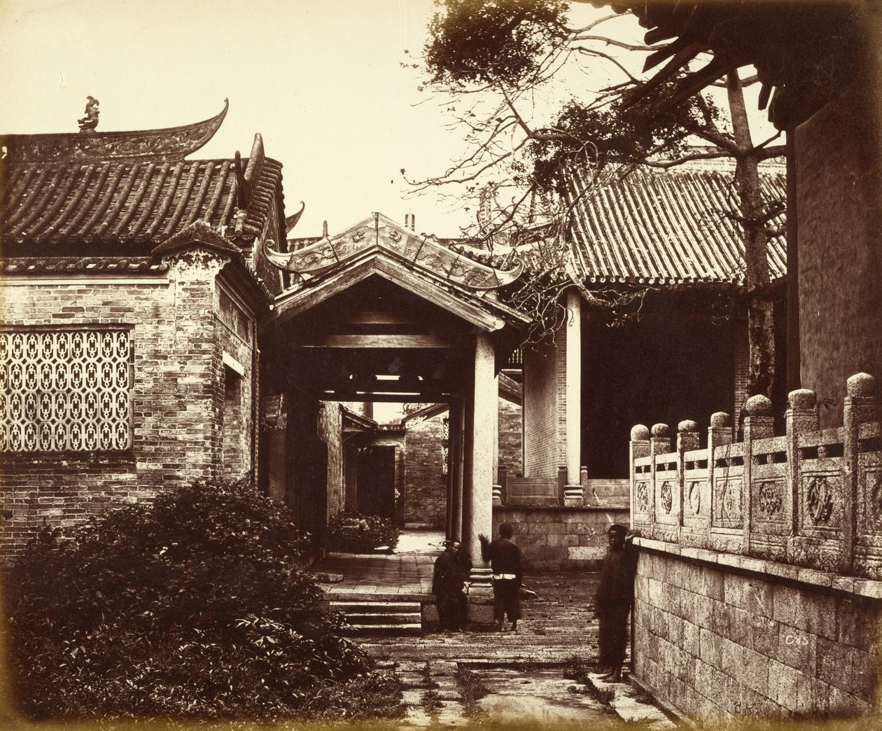 [Temple Nume Hui Kung, Canton, Chine] - Felice Beato