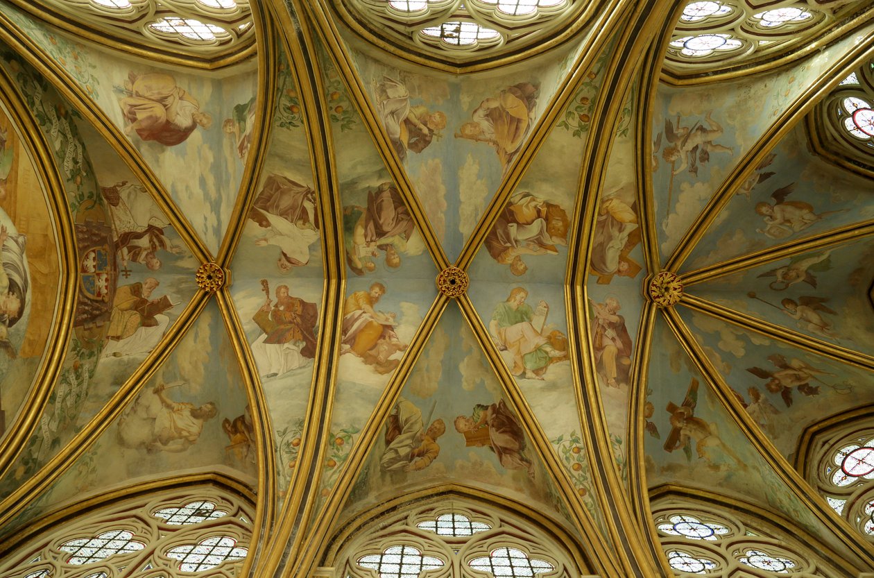 Les voûtes de la chapelle rayonnante de l