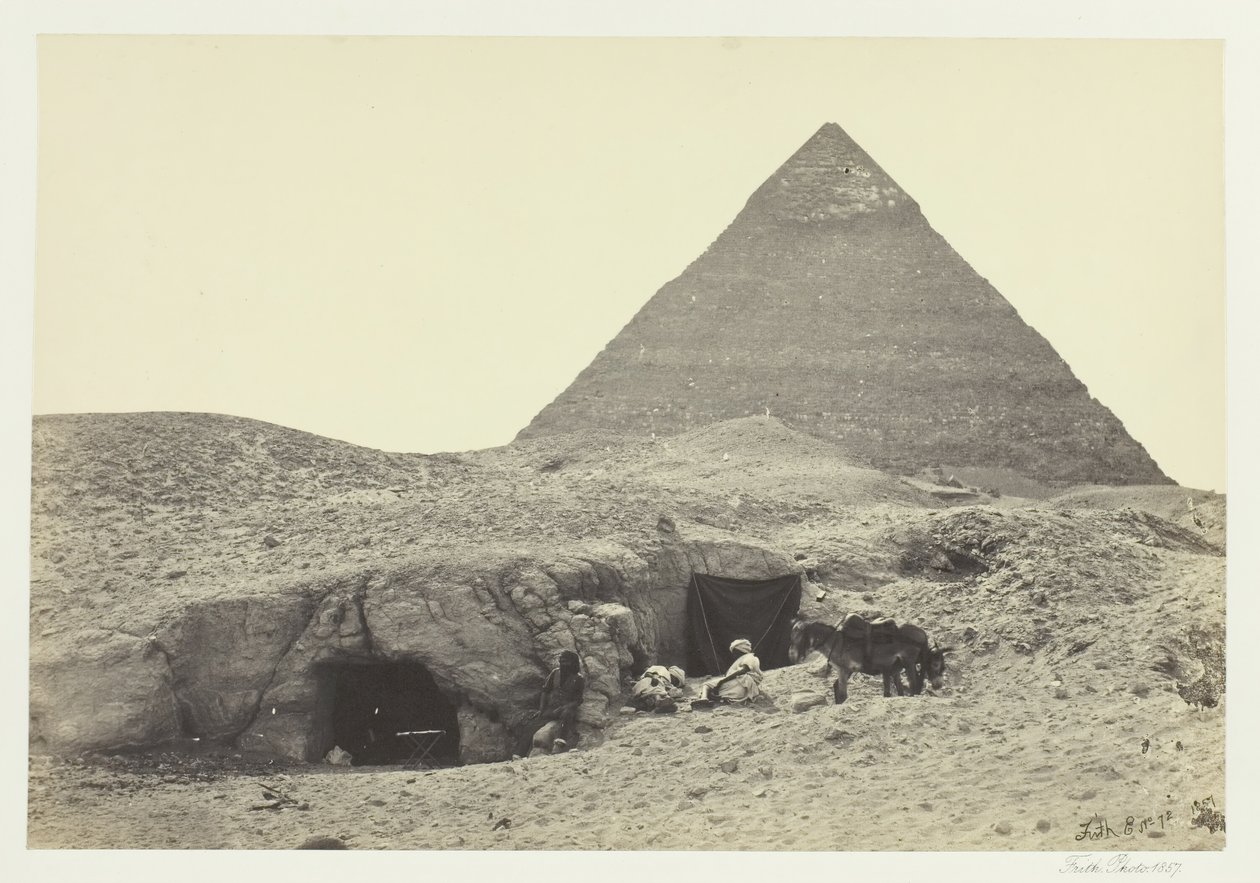Tombes rocheuses et pyramide de Belzoni, Gizeh - Francis Frith