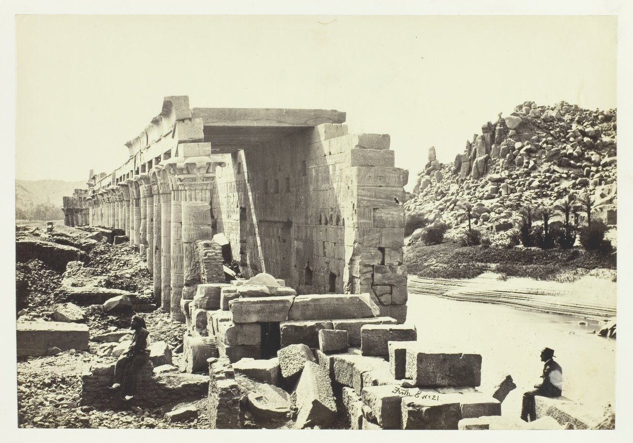 La colonnade, île de Philæ - Francis Frith