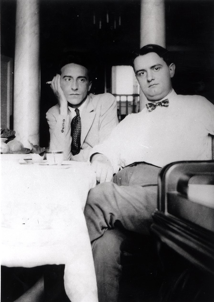 Jean Cocteau (1889-1963) et Georges Auric (1899-1983) à Villefranche-sur-Mer, 1924 - French Photographer