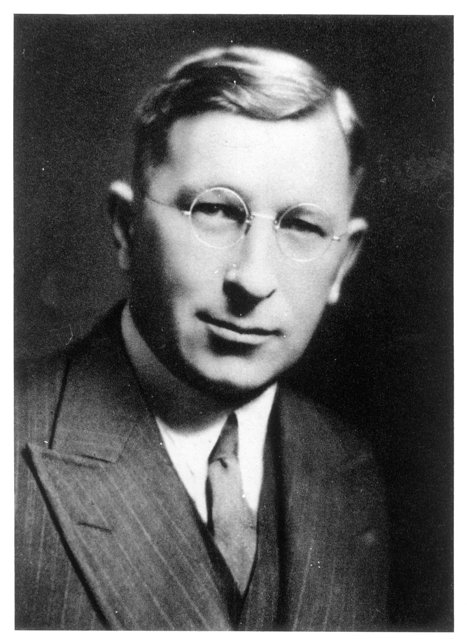 Sir Frederick Grant Banting (1891-1941) - French Photographer