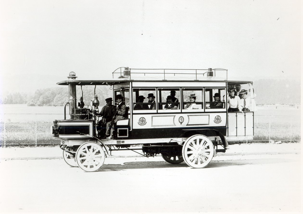Omnibus à vapeur, 1903 - French Photographer